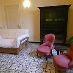 Casa Storica E Confortevole